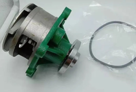 D6D / Excavatrice Water Pump des pièces de rechange EC210B 20726092 de D6E